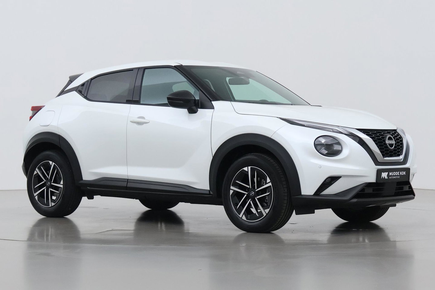 Nissan Juke 1.0 DIG-T N-Connecta | Stoel+Stuurverwarming | Cruise Control | Carplay | Camera | Keyless