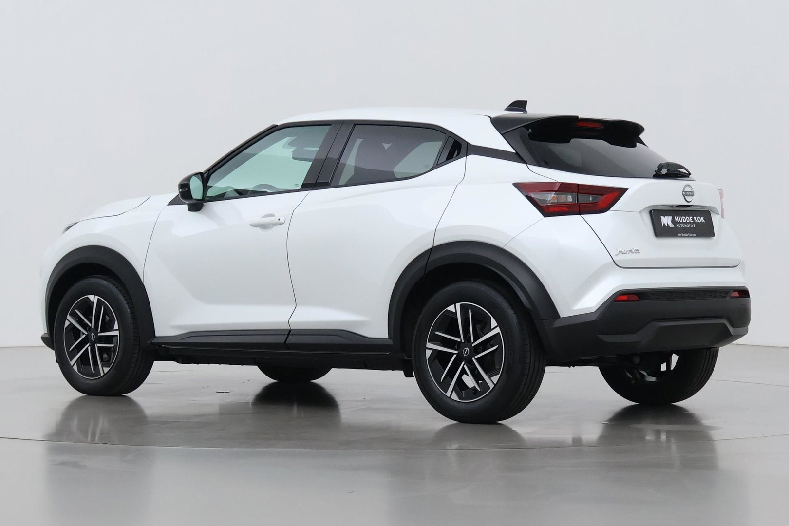 Nissan Juke 1.0 DIG-T N-Connecta | Stoel+Stuurverwarming | Cruise Control | Carplay | Camera | Keyless