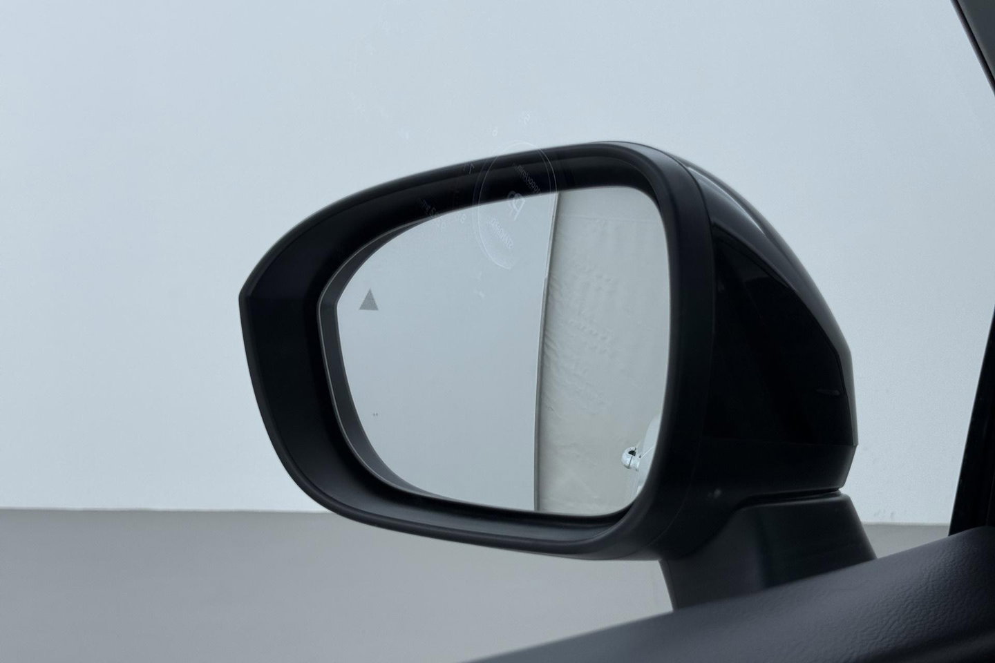 Nissan QASHQAI 1.3 MHEV Xtronic Tekna | ACC | 360° Camera | Head-Up | Stoel+Stuurverwarming | Dodehoek | 19 Inch