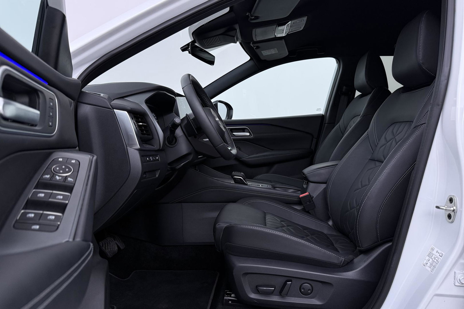 Nissan QASHQAI 1.3 MHEV Xtronic Tekna | ACC | 360° Camera | Head-Up | Stoel+Stuurverwarming | Dodehoek | 19 Inch