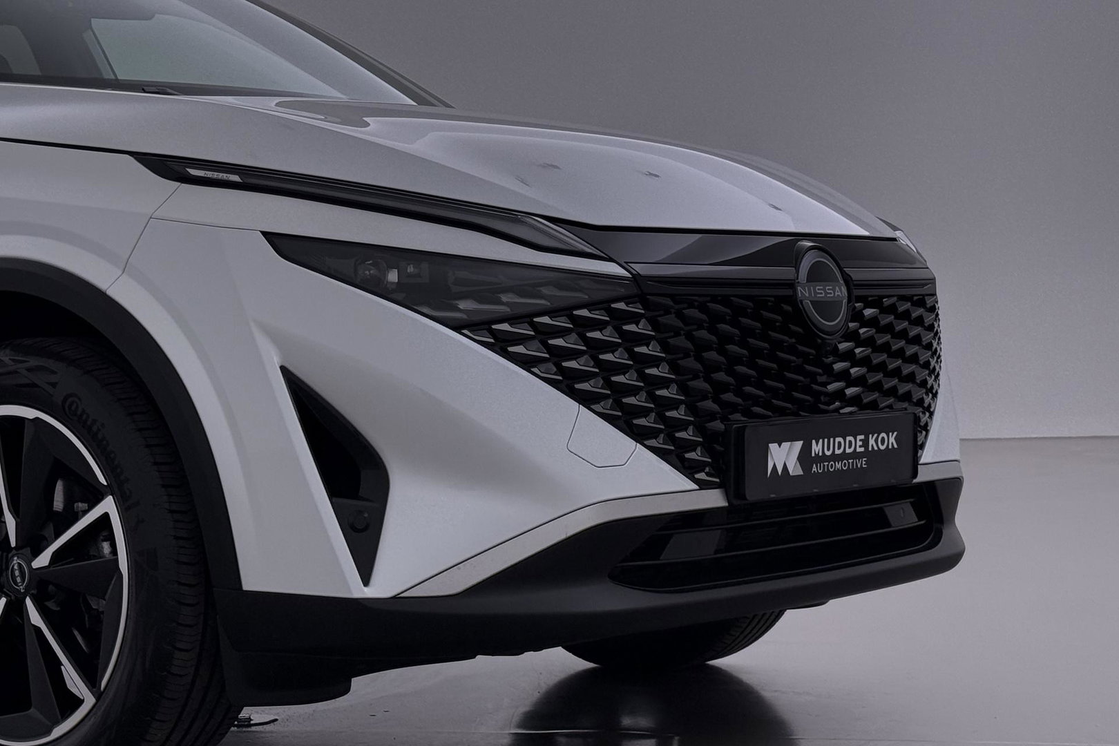 Nissan QASHQAI 1.3 MHEV Xtronic Tekna | ACC | 360° Camera | Head-Up | Stoel+Stuurverwarming | Dodehoek | 19 Inch