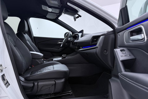 Nissan QASHQAI 1.3 MHEV Xtronic Tekna | ACC | 360° Camera | Head-Up | Stoel+Stuurverwarming | Dodehoek | 19 Inch