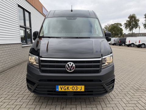 Volkswagen Crafter 35 2.0 TDI 140pk automaat L3H3 ( L2H2 ) Comfortline / euro 6 / bpm vrij / lease vanaf € 391 / vaste prijs rijklaar € 23.950 ex btw / dubbele schuifdeur / airco / cruise / camera !