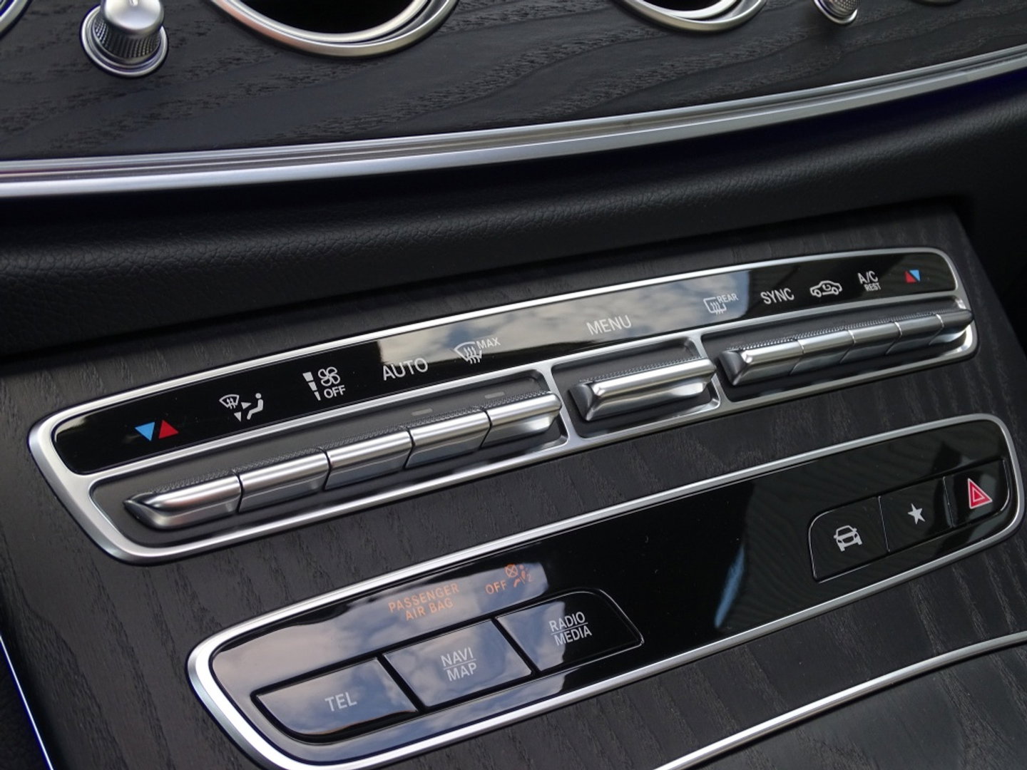 Mercedes-Benz E-Klasse Estate 200 automaat / AMG pakket / Burmester / 360° camera / LED