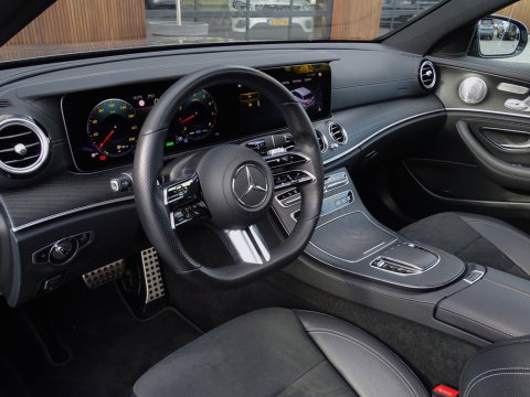 Mercedes-Benz E-Klasse Estate 200 automaat / AMG pakket / Burmester / 360° camera / LED