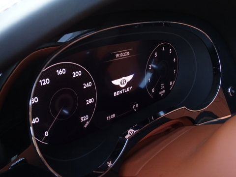 Bentley Bentayga 4.0 V8 550PK / Naim / 4-pers VIP / massage / black ed. / 360°