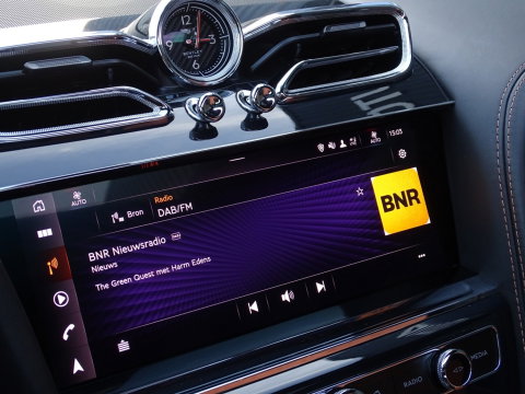 Bentley Bentayga 4.0 V8 550PK / Naim / 4-pers VIP / massage / black ed. / 360°
