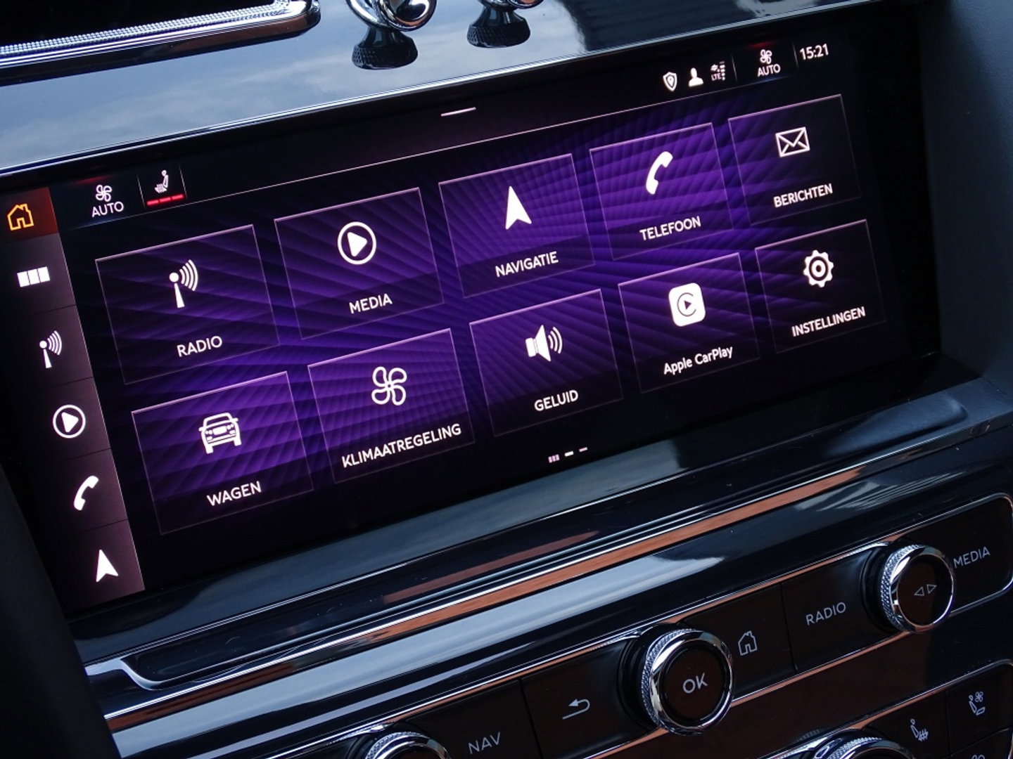 Bentley Bentayga 4.0 V8 550PK / Naim / 4-pers VIP / massage / black ed. / 360°