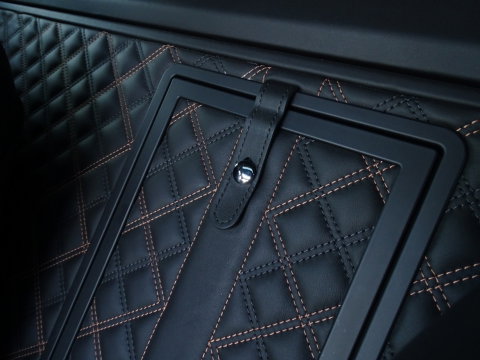 Bentley Bentayga 4.0 V8 550PK / Naim / 4-pers VIP / massage / black ed. / 360°