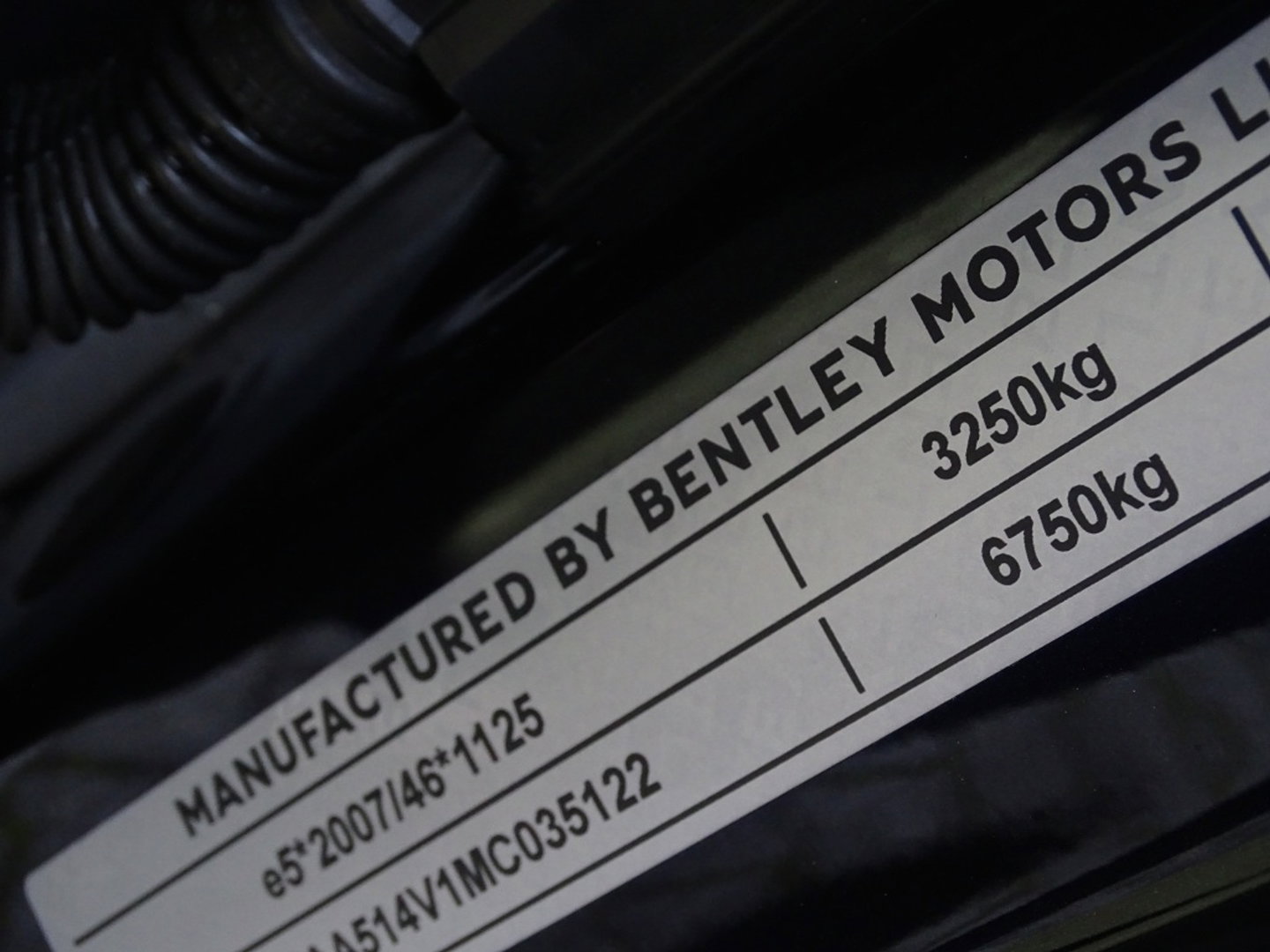 Bentley Bentayga 4.0 V8 550PK / Naim / 4-pers VIP / massage / black ed. / 360°