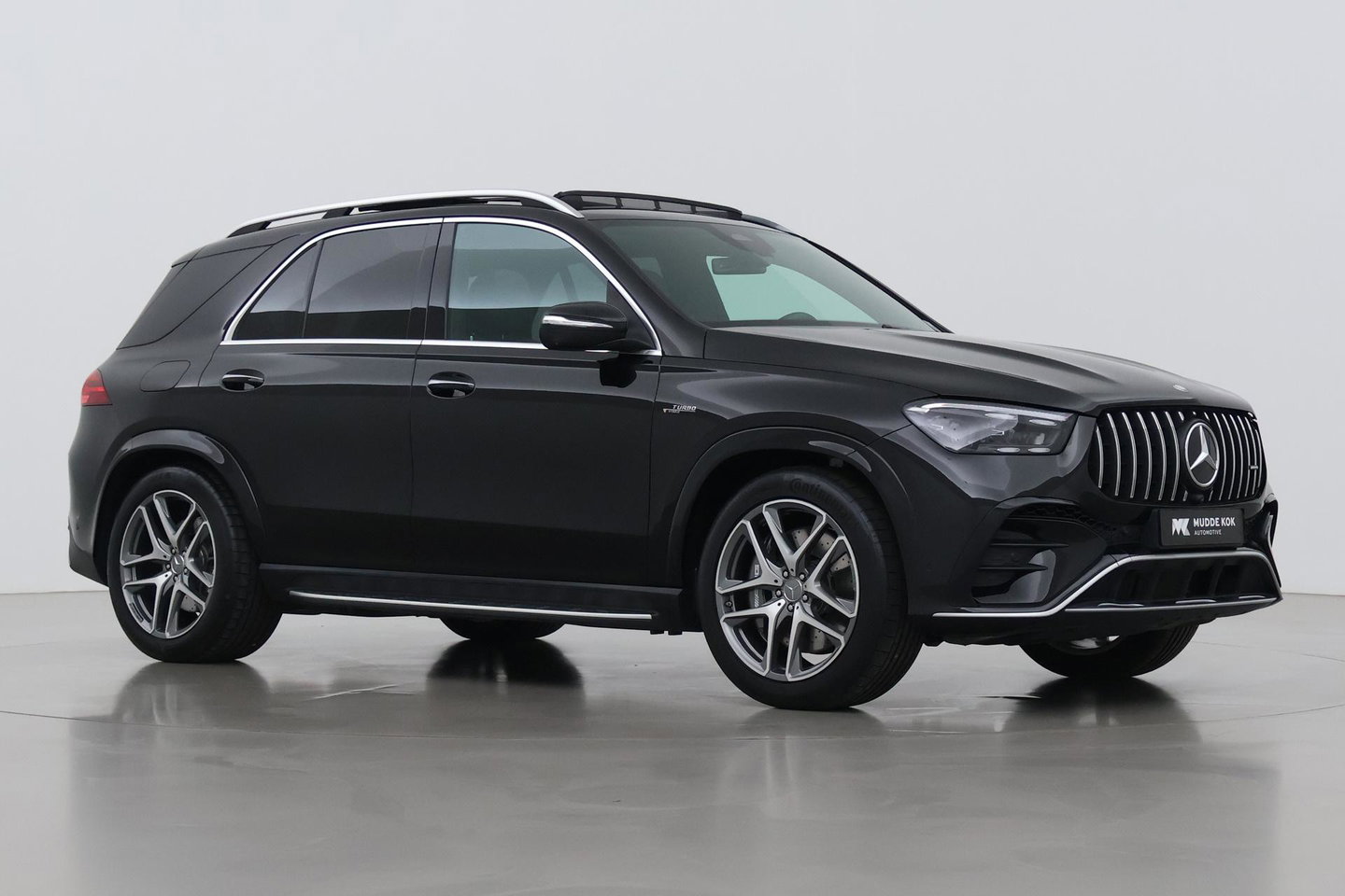 Mercedes-Benz GLE 53 AMG 4MATIC+ | Luchtvering | Panoramadak | Trekhaak | Burmester | 360° Camera | 21 Inch