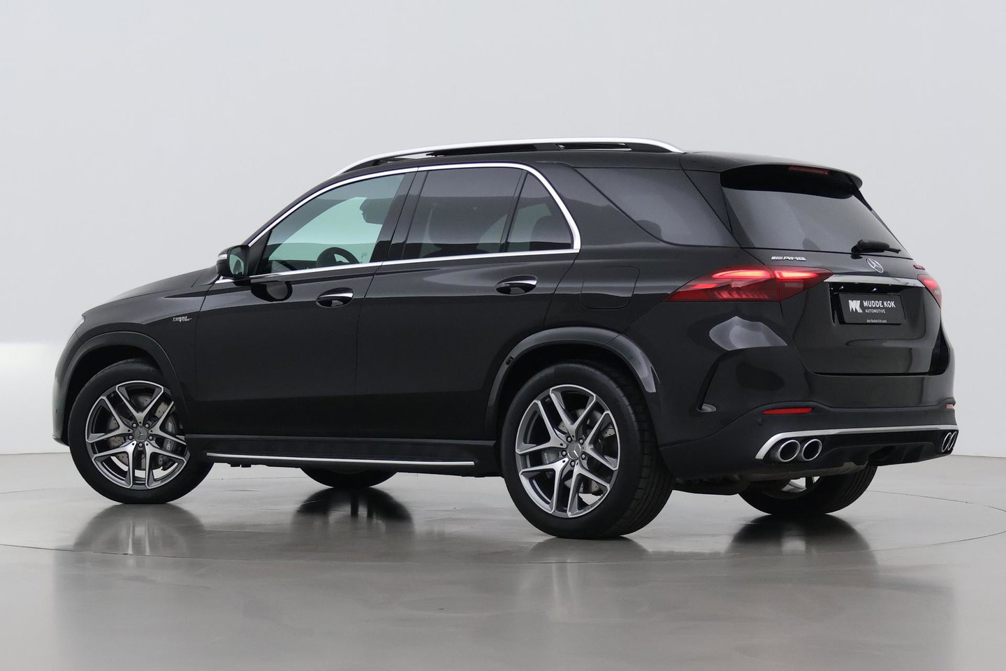 Mercedes-Benz GLE 53 AMG 4MATIC+ | Luchtvering | Panoramadak | Trekhaak | Burmester | 360° Camera | 21 Inch