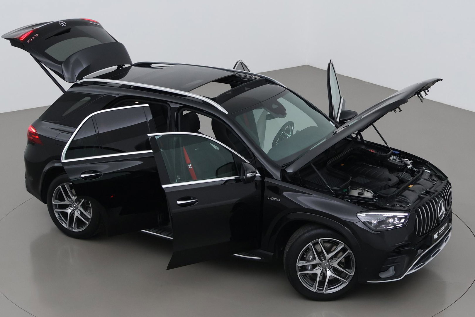 Mercedes-Benz GLE 53 AMG 4MATIC+ | Luchtvering | Panoramadak | Trekhaak | Burmester | 360° Camera | 21 Inch