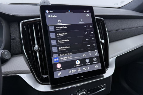 Volvo XC90 T8 Ultra Black Edition | HEICO | Bowers&Wilkins | Luchtvering | Panoramadak | Ventilatie+Massage | Head-Up | 21 Inch