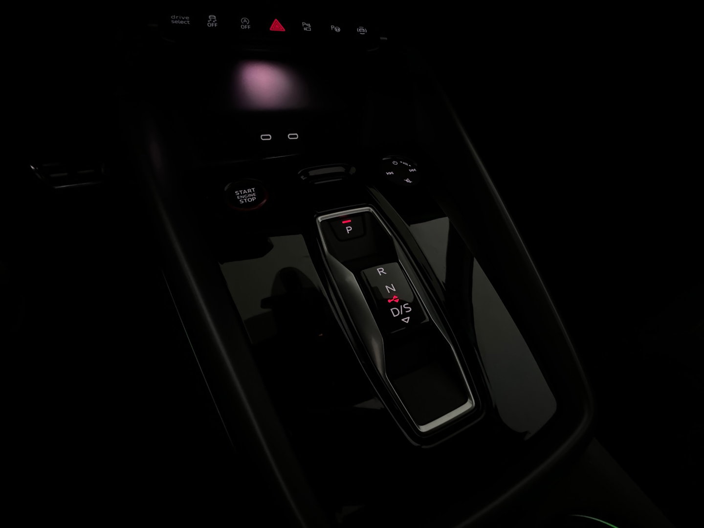 Audi RS3 Sportback 2.5 TFSI quattro Pano|Sonos|Carbon|Kuipstoelen|Hulk