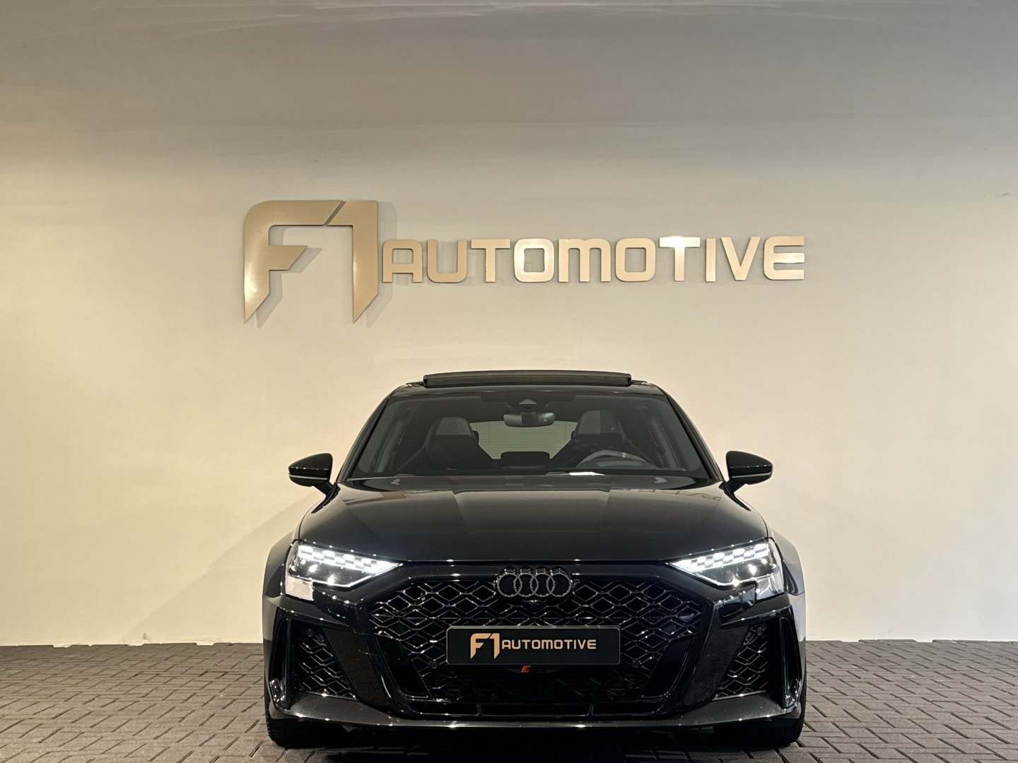 Audi RS3 Sportback 2.5 TFSI quattro Pano|Sonos|Carbon|Kuipstoelen|Hulk