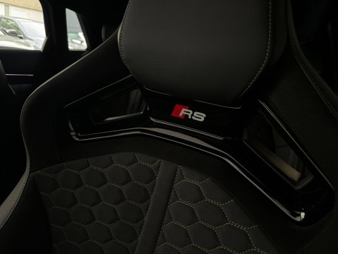 Audi RS3 Sportback 2.5 TFSI quattro Pano|Sonos|Carbon|Kuipstoelen|Hulk