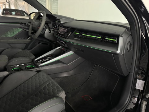 Audi RS3 Sportback 2.5 TFSI quattro Pano|Sonos|Carbon|Kuipstoelen|Hulk