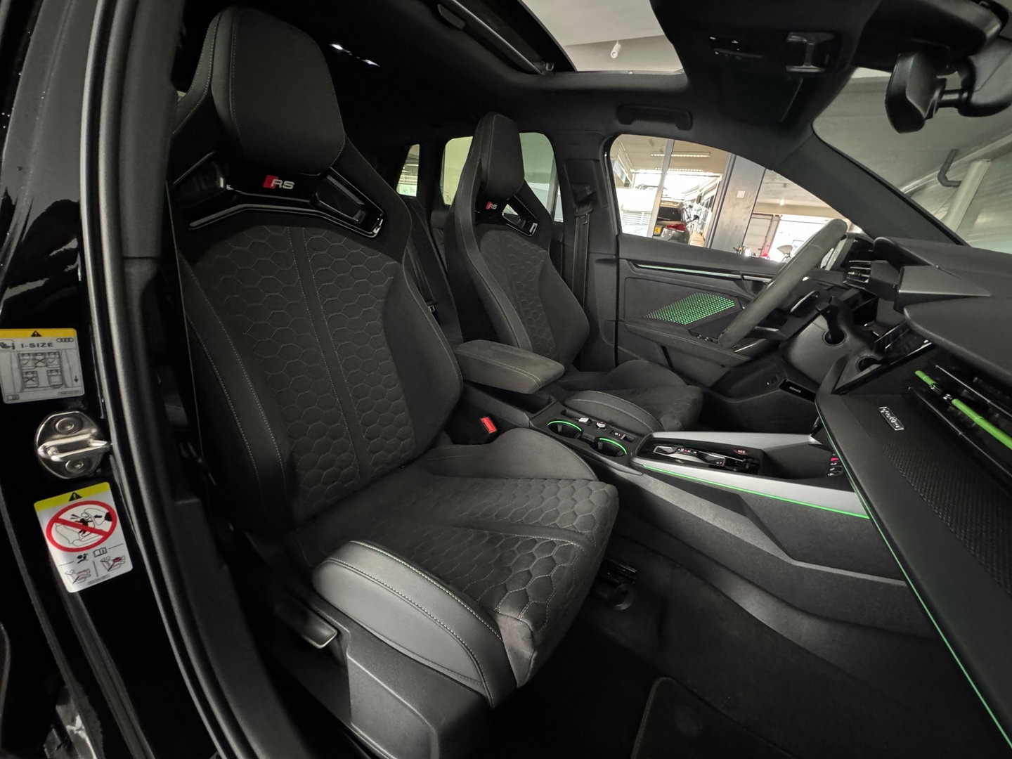 Audi RS3 Sportback 2.5 TFSI quattro Pano|Sonos|Carbon|Kuipstoelen|Hulk