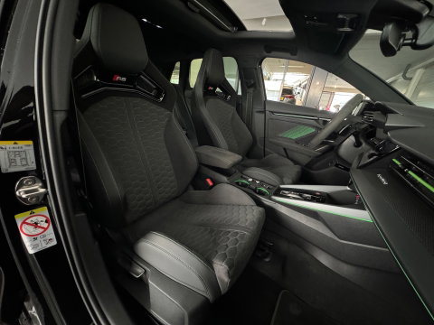 Audi RS3 Sportback 2.5 TFSI quattro Pano|Sonos|Carbon|Kuipstoelen|Hulk
