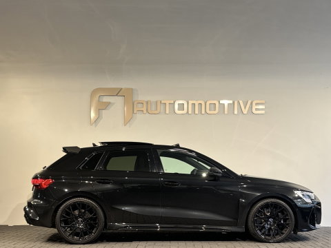 Audi RS3 Sportback 2.5 TFSI quattro Pano|Sonos|Carbon|Kuipstoelen|Hulk