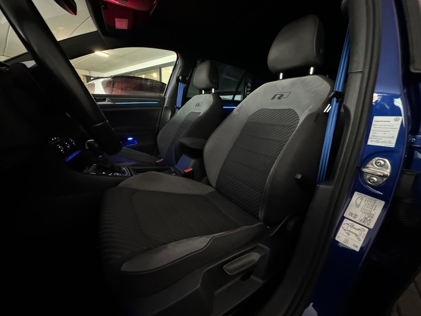 Volkswagen Golf 1.5 TSI R-Line Pano|Dynaudio|Sfeerverlichting|Camera