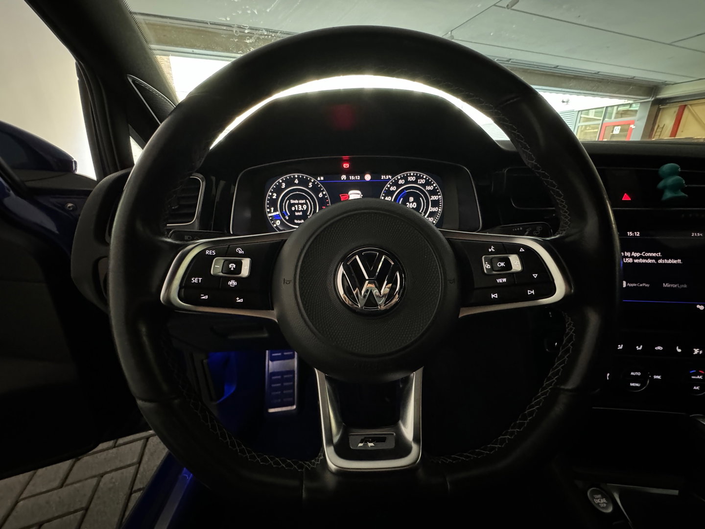 Volkswagen Golf 1.5 TSI R-Line Pano|Dynaudio|Sfeerverlichting|Camera