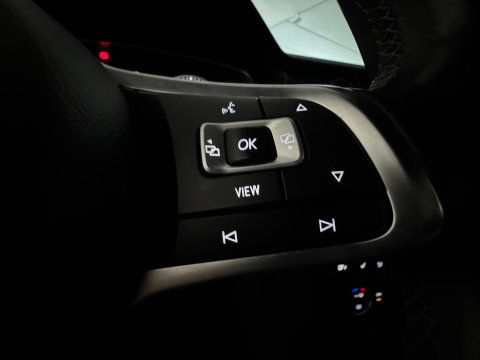 Volkswagen Golf 1.5 TSI R-Line Pano|Dynaudio|Sfeerverlichting|Camera