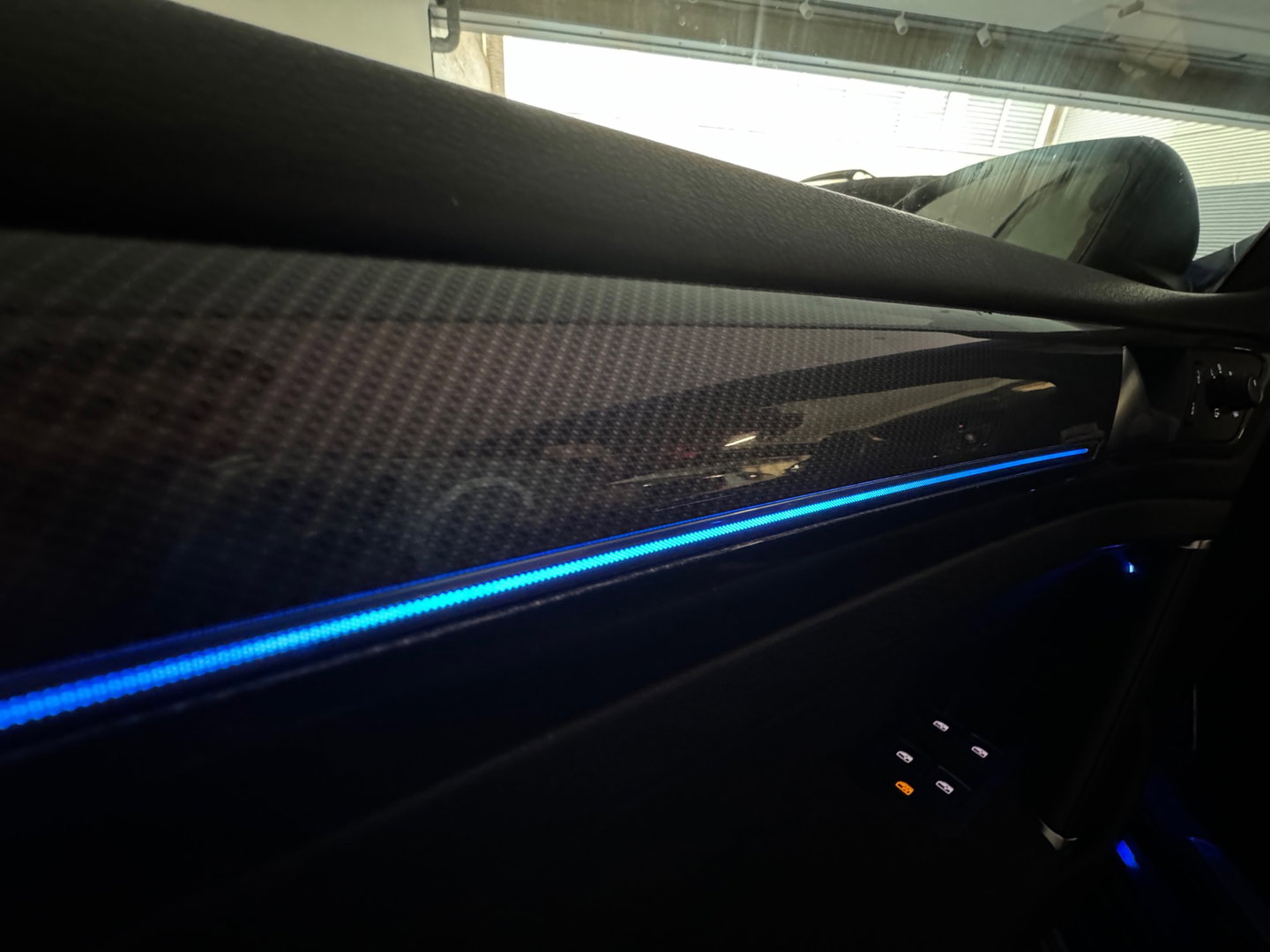 Volkswagen Golf 1.5 TSI R-Line Pano|Dynaudio|Sfeerverlichting|Camera