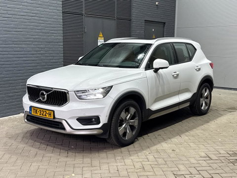 Volvo XC40 2.0 T4 Momentum | Harman/Kardon | Panoramadak | 360° Camera | Trekhaak | BLIS | Camera
