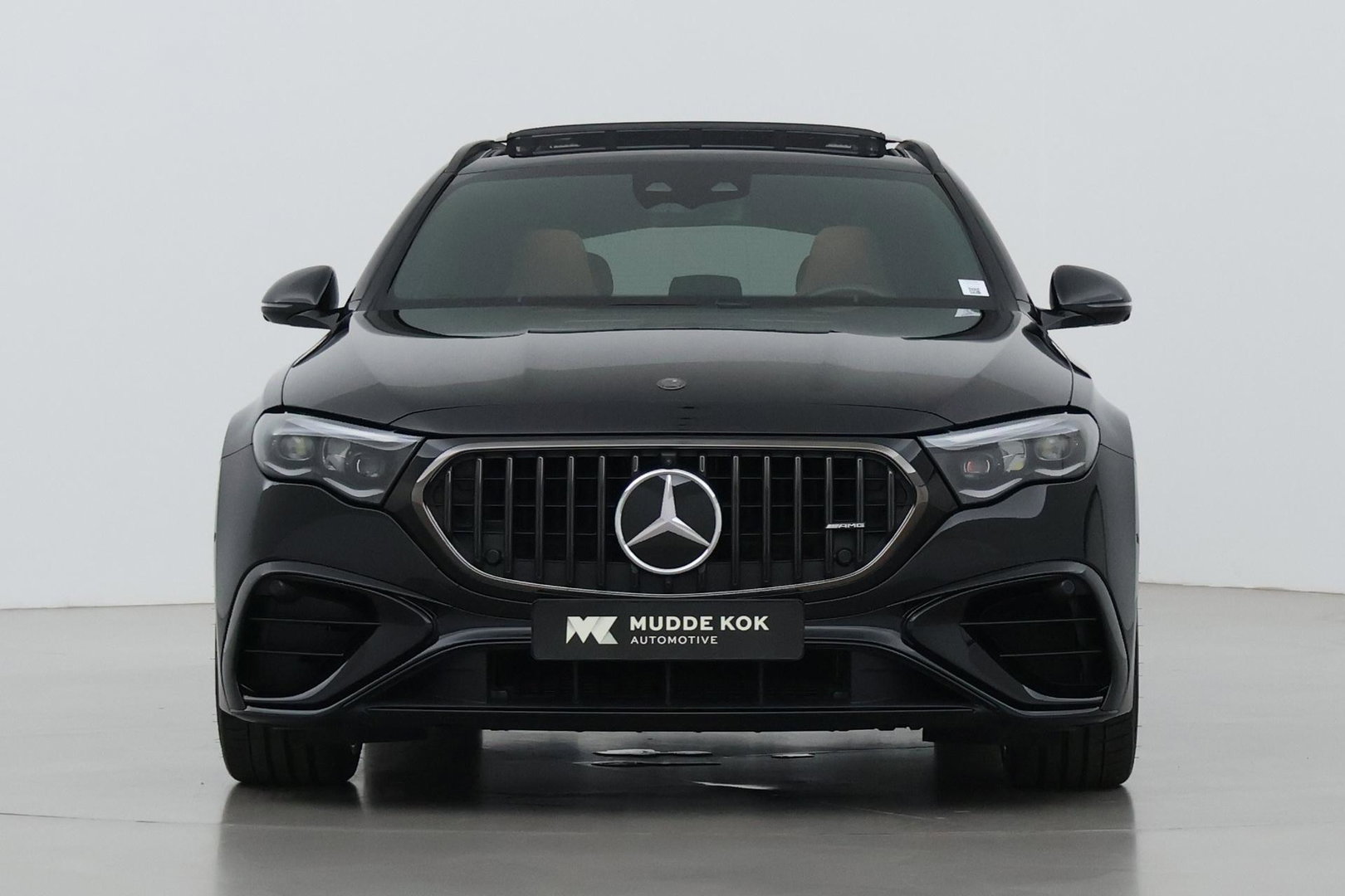 Mercedes-Benz E-Klasse 53 AMG 4MATIC+ | Nightpakket | Panoramadak | Burmester | Stoelverwarming+ventilatie | Head-Up | 21 Inch