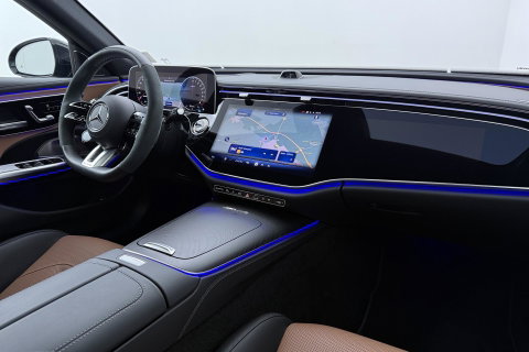 Mercedes-Benz E-Klasse 53 AMG 4MATIC+ | Nightpakket | Panoramadak | Burmester | Stoelverwarming+ventilatie | Head-Up | 21 Inch