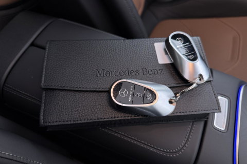 Mercedes-Benz E-Klasse 53 AMG 4MATIC+ | Nightpakket | Panoramadak | Burmester | Stoelverwarming+ventilatie | Head-Up | 21 Inch