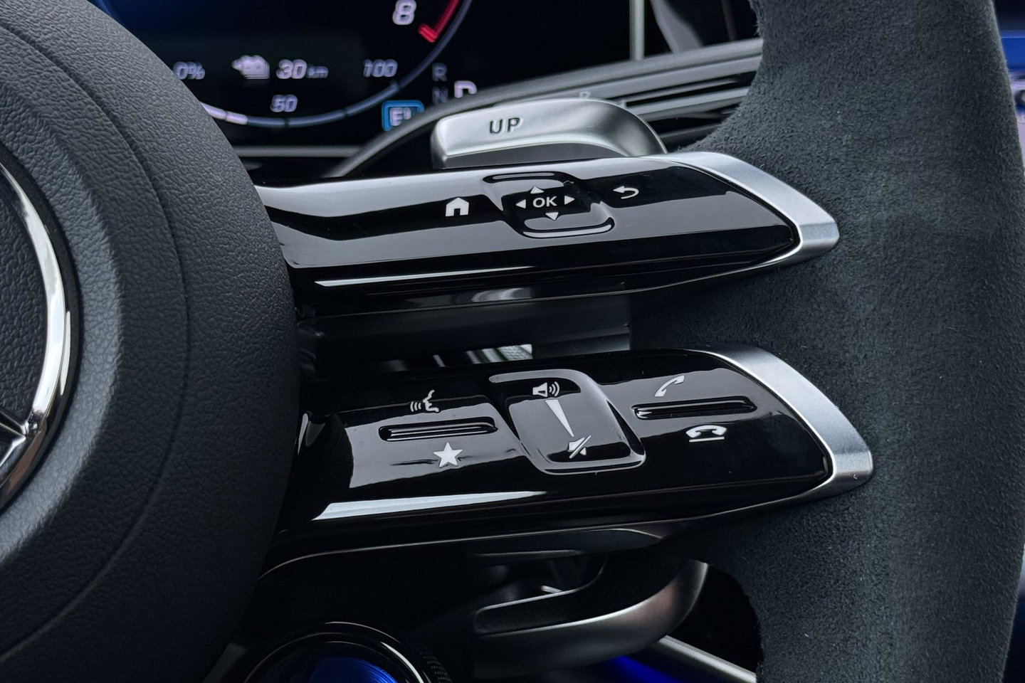 Mercedes-Benz E-Klasse 53 AMG 4MATIC+ | Nightpakket | Panoramadak | Burmester | Stoelverwarming+ventilatie | Head-Up | 21 Inch