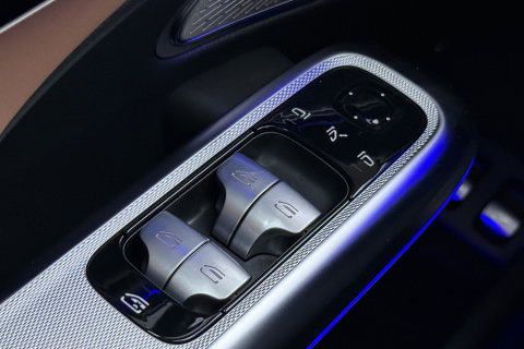 Mercedes-Benz E-Klasse 53 AMG 4MATIC+ | Nightpakket | Panoramadak | Burmester | Stoelverwarming+ventilatie | Head-Up | 21 Inch