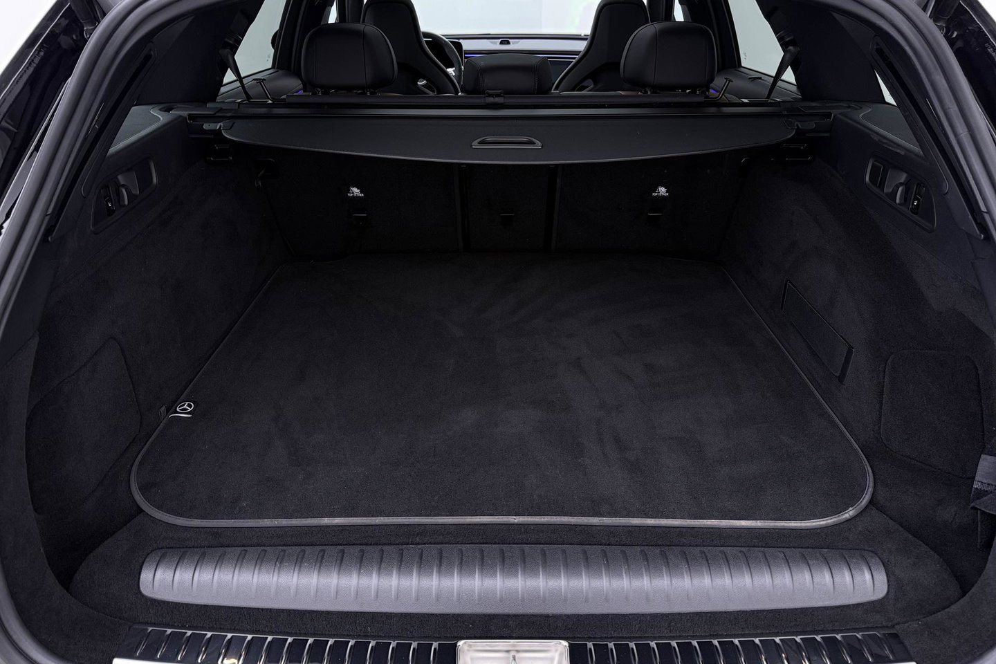 Mercedes-Benz E-Klasse 53 AMG 4MATIC+ | Nightpakket | Panoramadak | Burmester | Stoelverwarming+ventilatie | Head-Up | 21 Inch