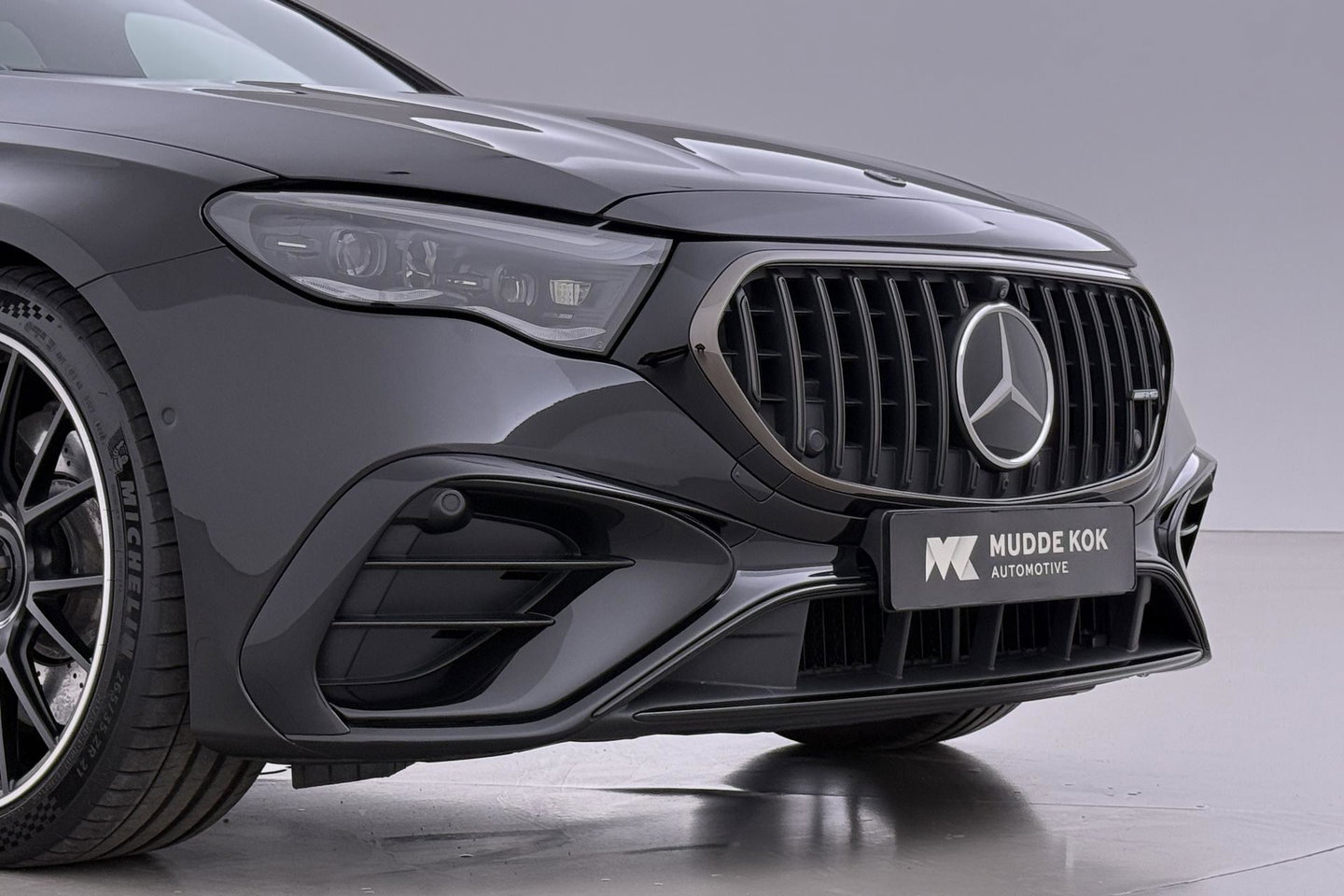 Mercedes-Benz E-Klasse 53 AMG 4MATIC+ | Nightpakket | Panoramadak | Burmester | Stoelverwarming+ventilatie | Head-Up | 21 Inch