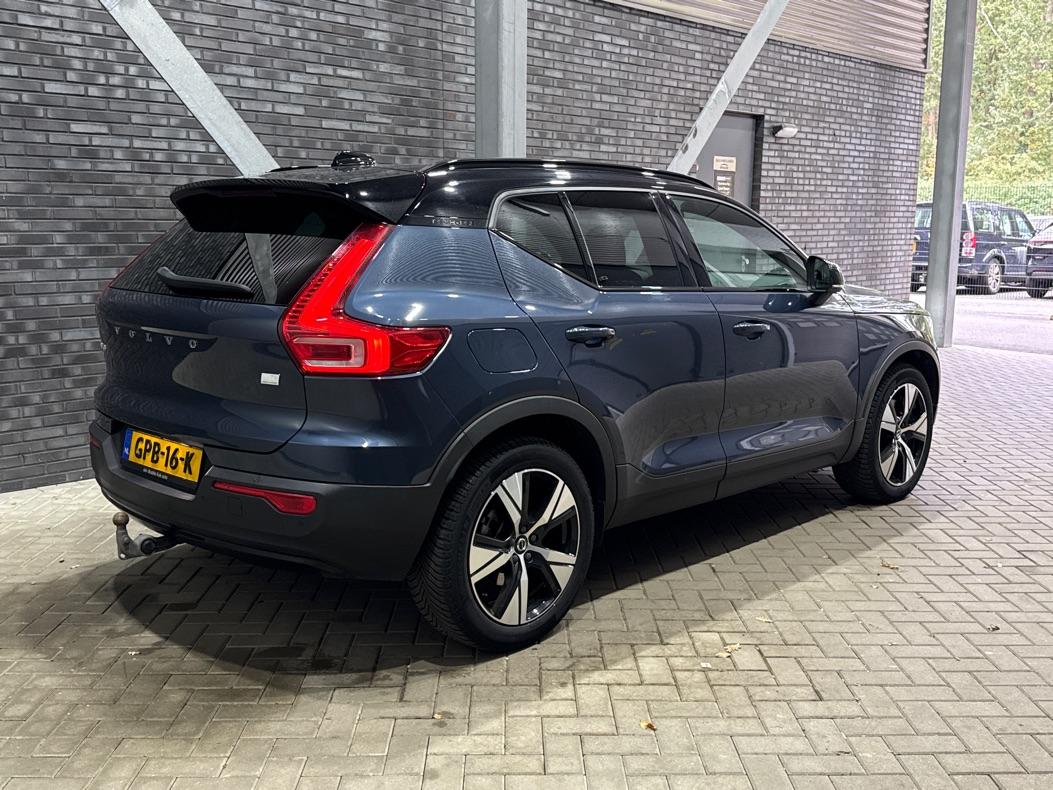 Volvo XC40 T5 Recharge R-Design | Harman/Kardon | ACC | Trekhaak | Stoel+Stuurverwarming | Camera | Keyless | 19 Inch
