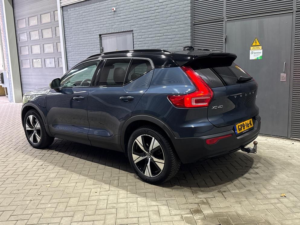 Volvo XC40 T5 Recharge R-Design | Harman/Kardon | ACC | Trekhaak | Stoel+Stuurverwarming | Camera | Keyless | 19 Inch