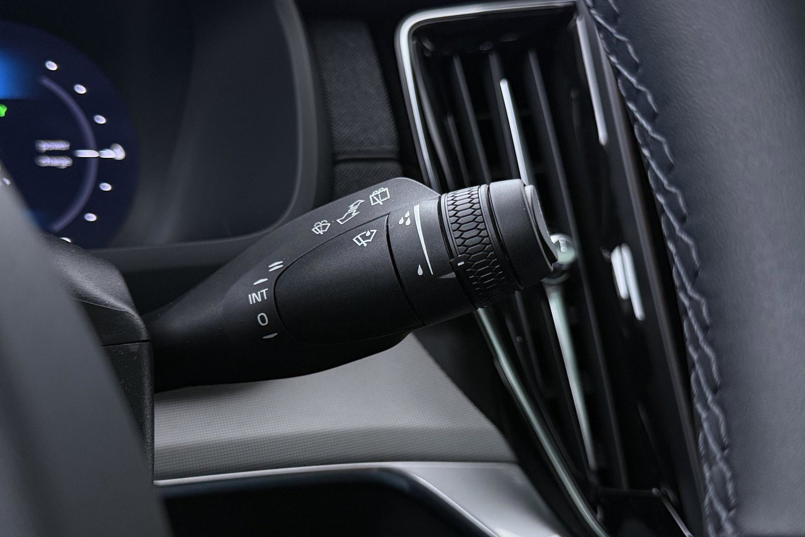 Volvo XC90 T8 Ultra Black Edition | HEICO | Luchtvering | B&W | Stoelventilatie | 22 inch | Pilot Assist