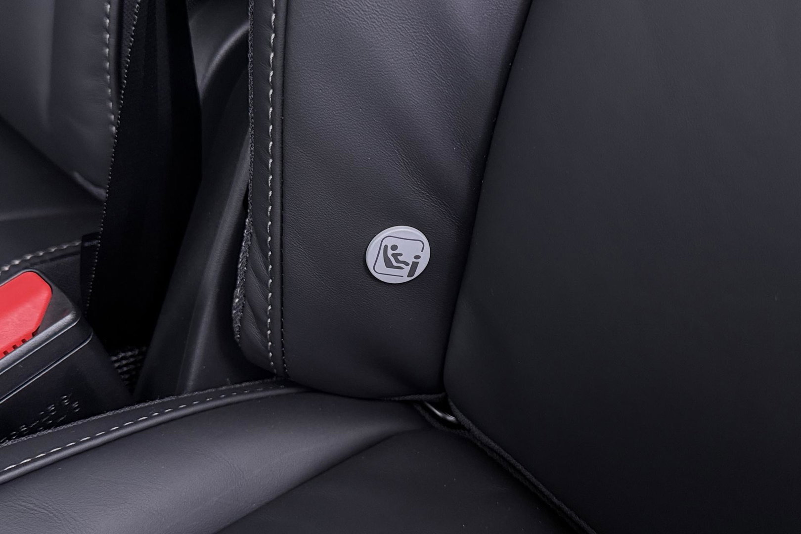 Volvo XC90 T8 Ultra Black Edition | HEICO | Luchtvering | B&W | Stoelventilatie | 22 inch | Pilot Assist
