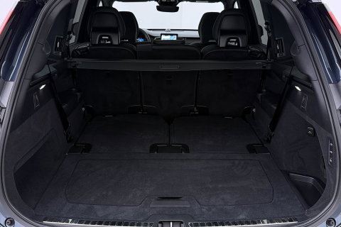 Volvo XC90 T8 Ultra Black Edition | HEICO | Luchtvering | B&W | Stoelventilatie | 22 inch | Pilot Assist