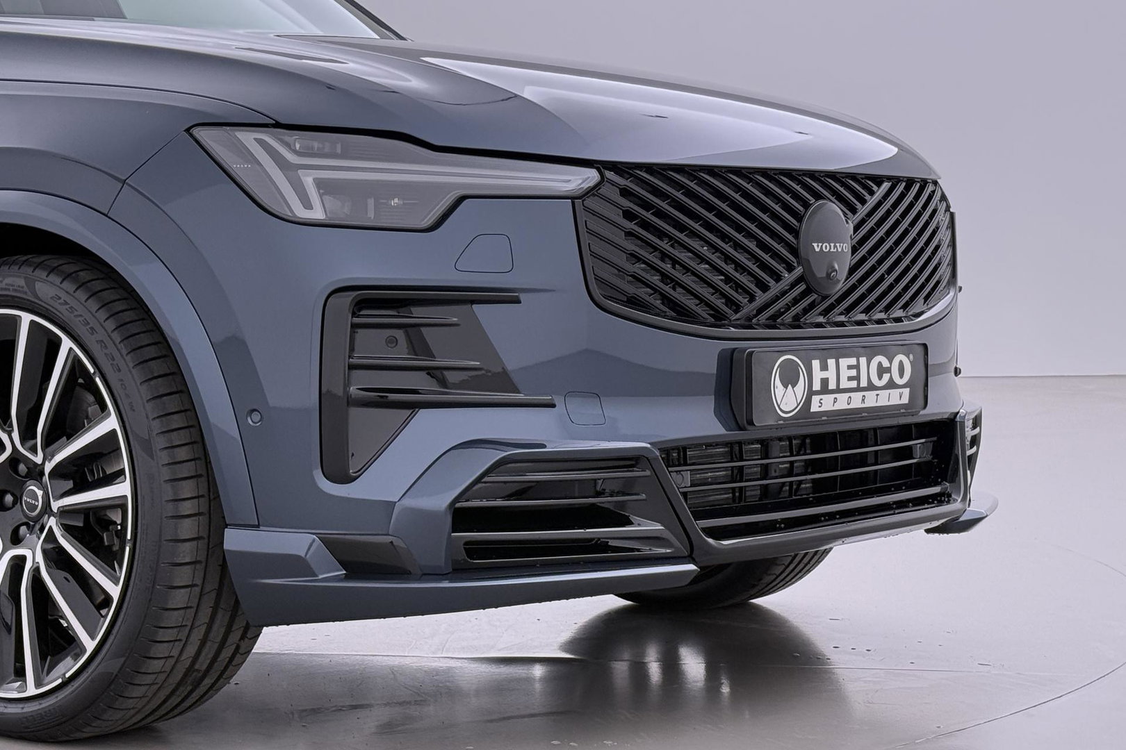 Volvo XC90 T8 Ultra Black Edition | HEICO | Luchtvering | B&W | Stoelventilatie | 22 inch | Pilot Assist