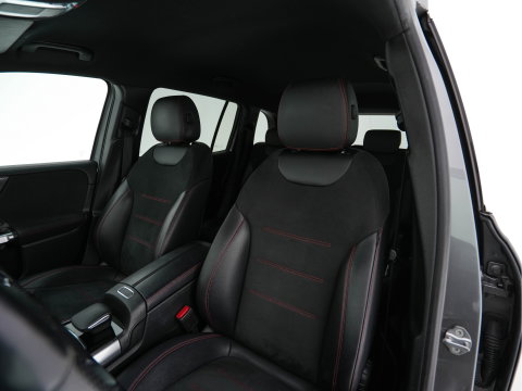 Mercedes-Benz GLB 180 d Premium Plus (INCL. BTW) *AUT | TOWBAR | LEATHER-MICROFIBRE | FULL-LED | AMBIENTLIGHT | WIDE-COCKPIT | HEATED-SPORTSEATS | KEYLESS | NAVI-FULLMAP | ECC | SHIFTPADDLES | PDC | CRUISE | 190''ALU*