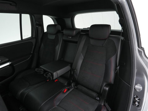Mercedes-Benz GLB 180 d Premium Plus (INCL. BTW) *AUT | TOWBAR | LEATHER-MICROFIBRE | FULL-LED | AMBIENTLIGHT | WIDE-COCKPIT | HEATED-SPORTSEATS | KEYLESS | NAVI-FULLMAP | ECC | SHIFTPADDLES | PDC | CRUISE | 190''ALU*