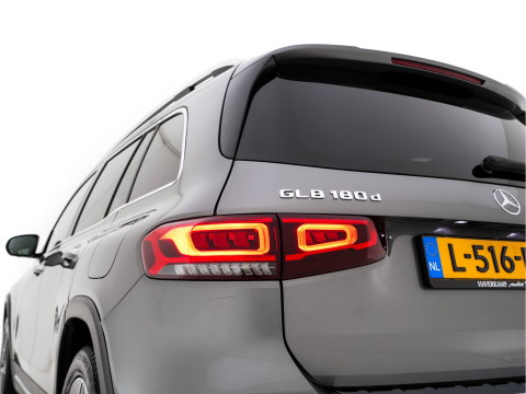 Mercedes-Benz GLB 180 d Premium Plus (INCL. BTW) *AUT | TOWBAR | LEATHER-MICROFIBRE | FULL-LED | AMBIENTLIGHT | WIDE-COCKPIT | HEATED-SPORTSEATS | KEYLESS | NAVI-FULLMAP | ECC | SHIFTPADDLES | PDC | CRUISE | 190''ALU*