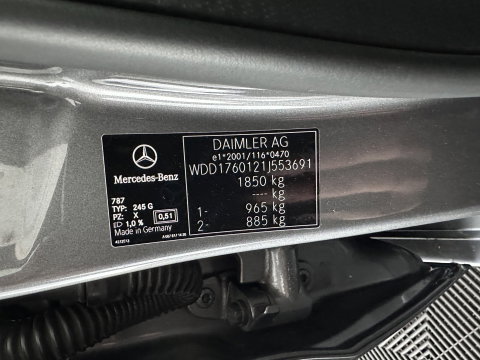 Mercedes-Benz A-Klasse 180 d Lease Edition Plus *LEATHER-FABRIC | NAVI-FULLMAP | CLIMA | COMFORTSEATS | CRUISE | KEYLESS | TOWBAR | 16''ALU*