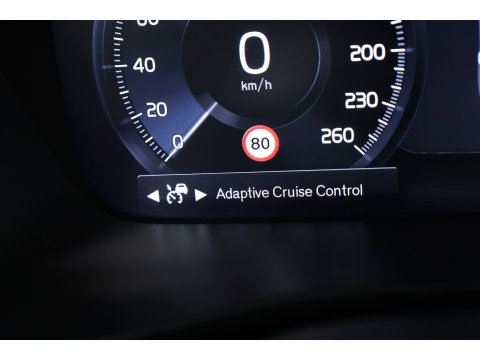Volvo XC40 1.5 T5 Plug-in hybrid Plus Bright | Leer | ACC | Blis | 20' | H&K Audio | Memory stoelen | Achteruitrijcamera |