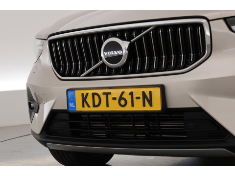 Volvo XC40 1.5 T5 Plug-in hybrid Plus Bright | Leer | ACC | Blis | 20' | H&K Audio | Memory stoelen | Achteruitrijcamera |