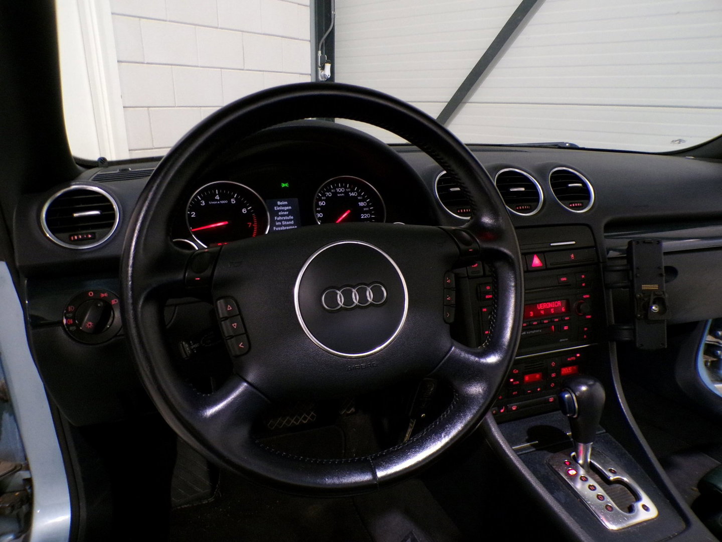 Audi A4 Cabriolet 3.0 V6 Pro Line "Automaat" Stoelverwarming Leer Xenon Bose Cruise-control Memory-seat Nieuwe-APK